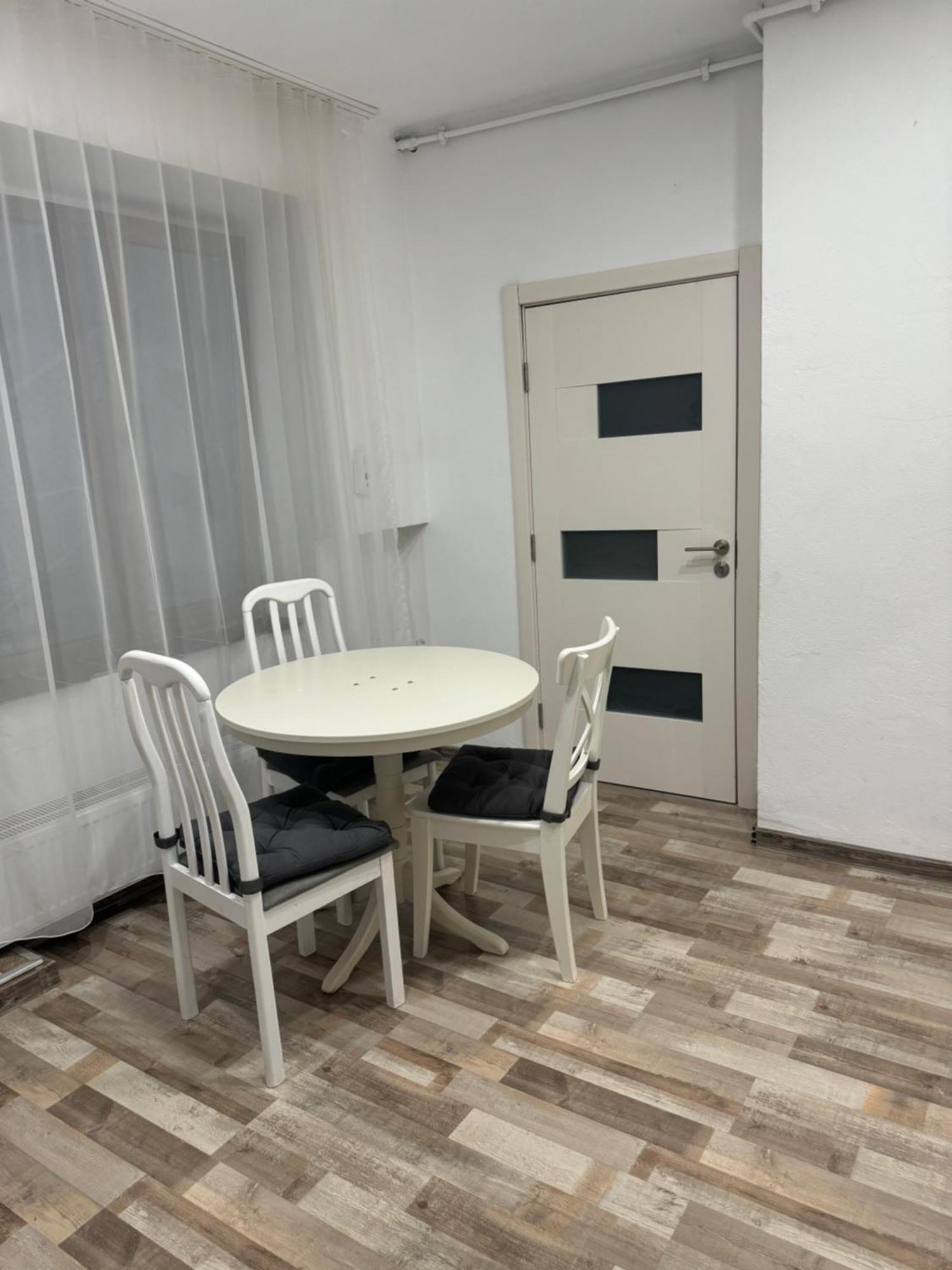 Apartament Diaconu Coresi Apartment บราชอฟ ภายนอก รูปภาพ